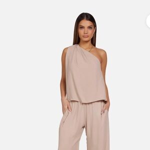 Michael Lauren soft beige sz medium off shoulder blouse top new with tag neutral